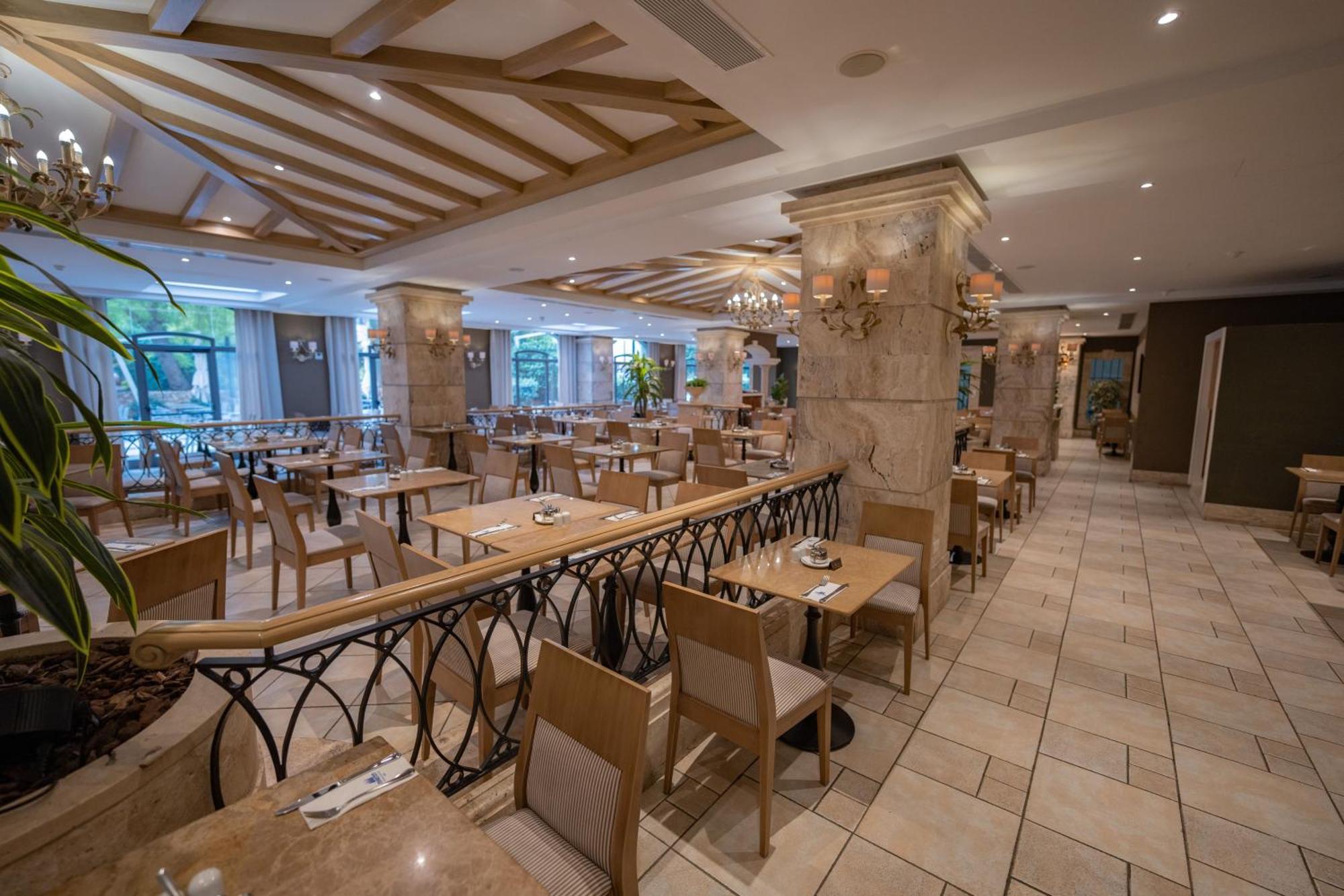 Maritim Antonine Hotel & Spa Mellieha Exterior photo